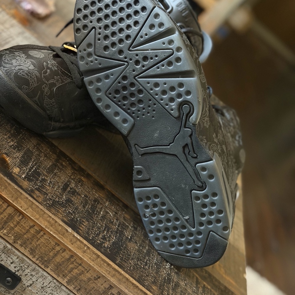 Jordan 6 Retro Triple Black - Picture 6 of 6